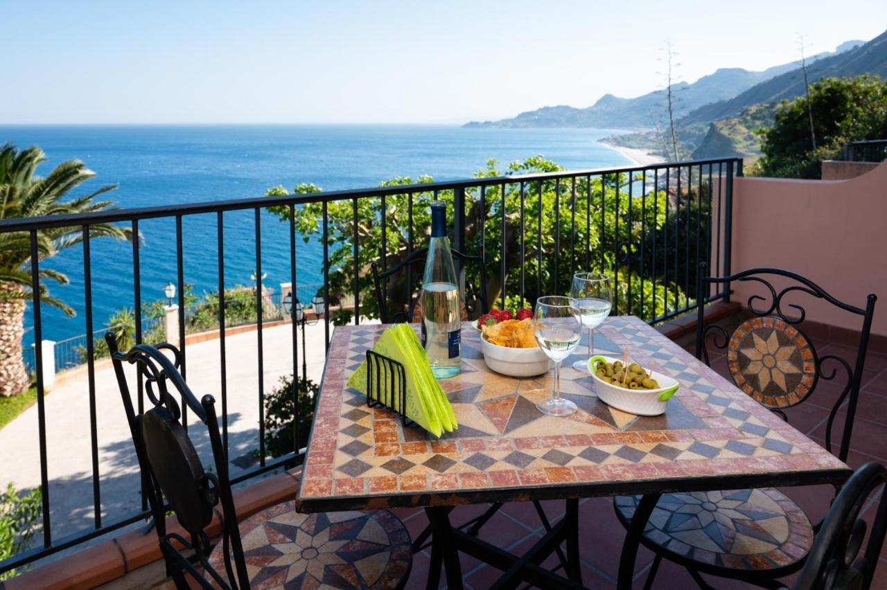Casa Belvedere Riviera Taormina SantʼAlessio Siculo 外观 照片